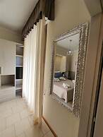 Hotel Deborah