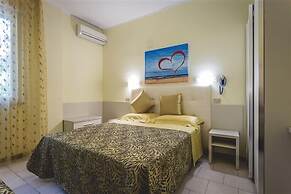 Hotel Deborah