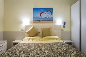Hotel Deborah