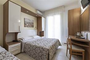 Hotel Deborah