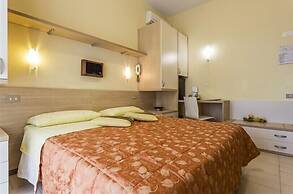 Hotel Deborah