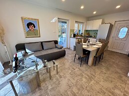 Apartment Toma 1