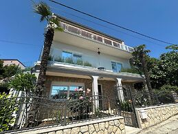 Apartment Toma 1