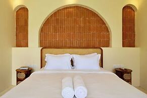 Esha Private Pool Villas by AGATA