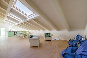 Napoli White Apartment by Wonderful Italy
