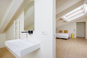 Napoli White Apartment by Wonderful Italy