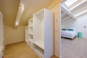 Napoli White Apartment by Wonderful Italy