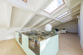 Napoli White Apartment by Wonderful Italy
