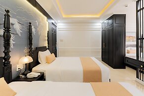 Elegant Hotel
