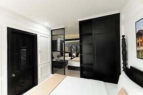 Elegant Hotel