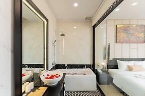 Elegant Hotel