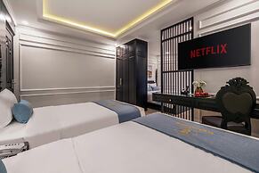 Elegant Hotel
