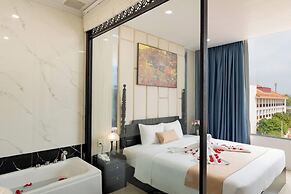 Elegant Hotel