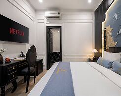 Elegant Hotel
