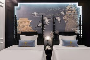 Elegant Hotel