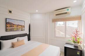 Elegant Hotel