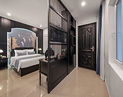 Elegant Hotel