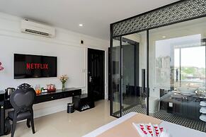 Elegant Hotel