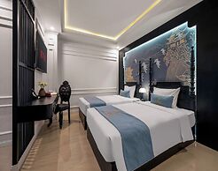 Elegant Hotel