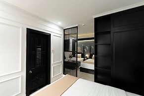 Elegant Hotel