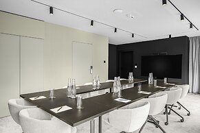 Leon Hotel & Lounge