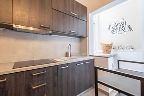 Kastella Waves Chic 2-bedroom Getaway w sea View