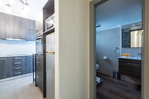 Kastella Waves Chic 2-bedroom Getaway w sea View