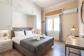 Kastella Waves Chic 2-bedroom Getaway w sea View