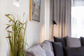 Kastella Waves Chic 2-bedroom Getaway w sea View