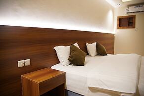 Dosh Serviced Apartment