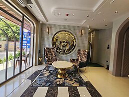 The Blu Pearl