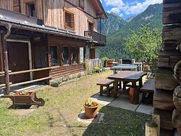 Modern Family Chalet Stunning Mountain