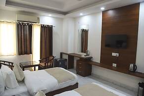 HOTEL OM REGENCY