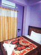 Hotel Shiva & is