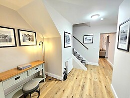 Warm & Cosy Home in Glasgow