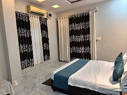 Hotel Tulsi Inn