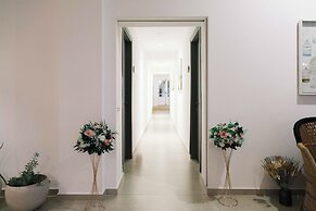 BOHOTEL Messonghi - Designer's Hotel
