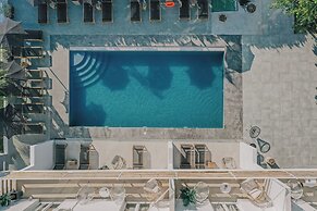 BOHOTEL Messonghi - Designer's Hotel
