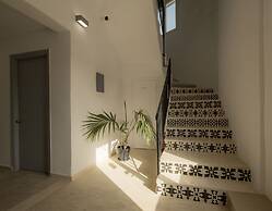 BOHOTEL Messonghi - Designer's Hotel