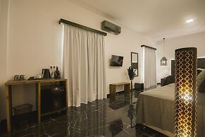 BOHOTEL Messonghi - Designer's Hotel