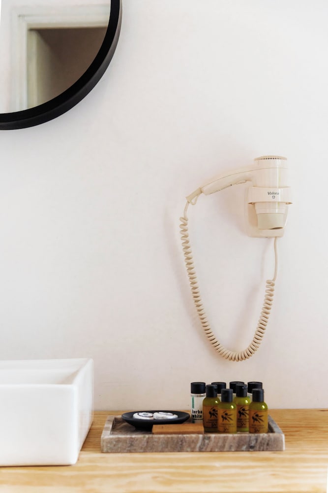 BOHOTEL Messonghi - Designer's Hotel