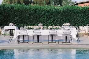 BOHOTEL Messonghi - Designer's Hotel
