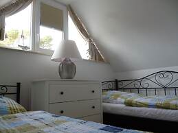 Sundeck Comfortable Holiday Residence