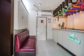 Hotel Green Leaf by Stays Easy