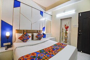 Hotel Green Leaf by Stays Easy