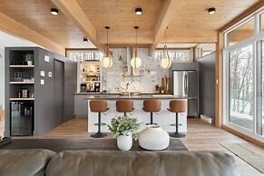 Chalet Berg-Haus by Tremblant Platinum