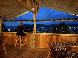 Aika Sunrise B&B