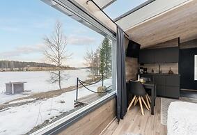 Private & Luminous Suite with lake views