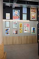 Moxy Nice