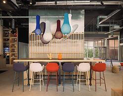 Moxy Nice